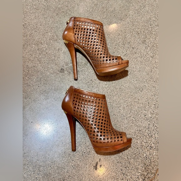 Michael Kors Caged Women's  4 High Heel - Picture 1 of 8